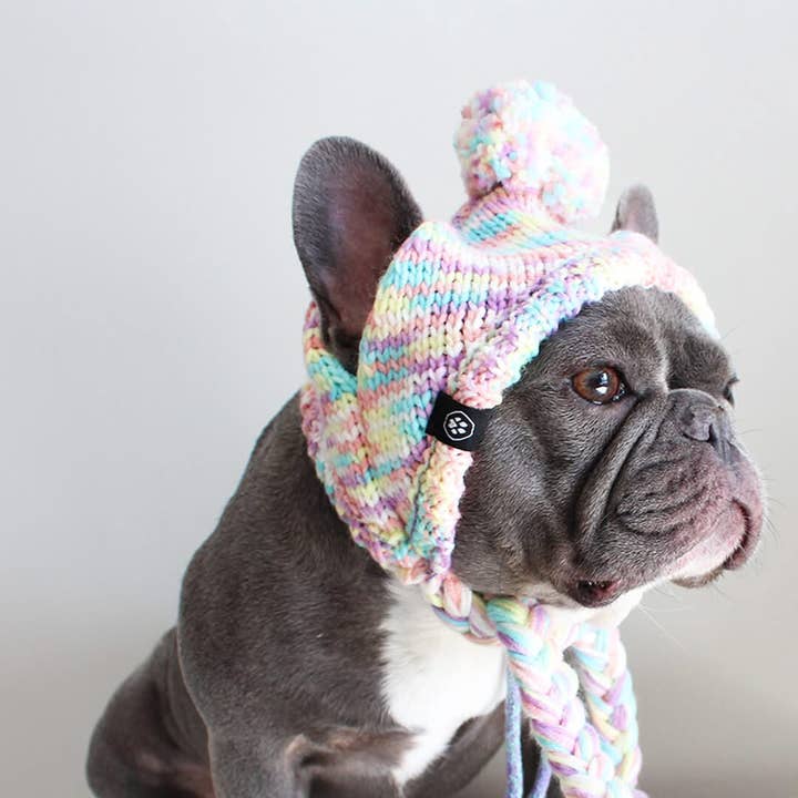 Pom Pom Hat Pastel Icing